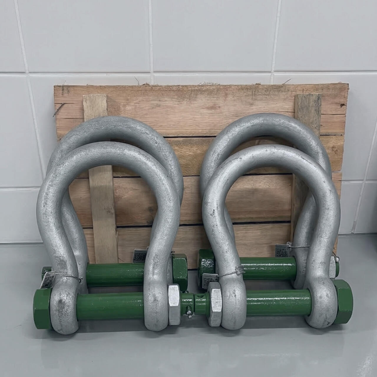 Locação de Manilhas para Içamento de Cargas até 700t - Aqua Load